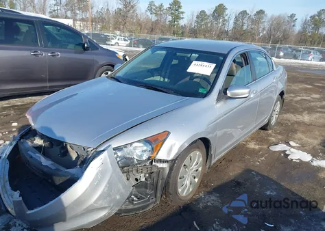 2011 Honda Accord 2.4 Lx z USA, uszkodzony, nr VIN 1HGCP2F39BA234218